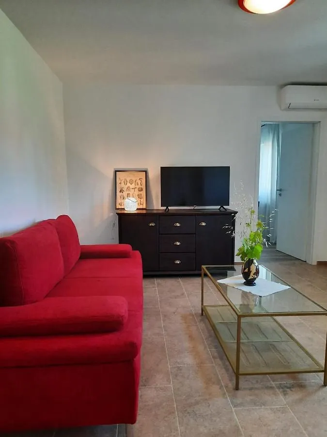 アパート Appartements Lena. プレマントゥーラ
