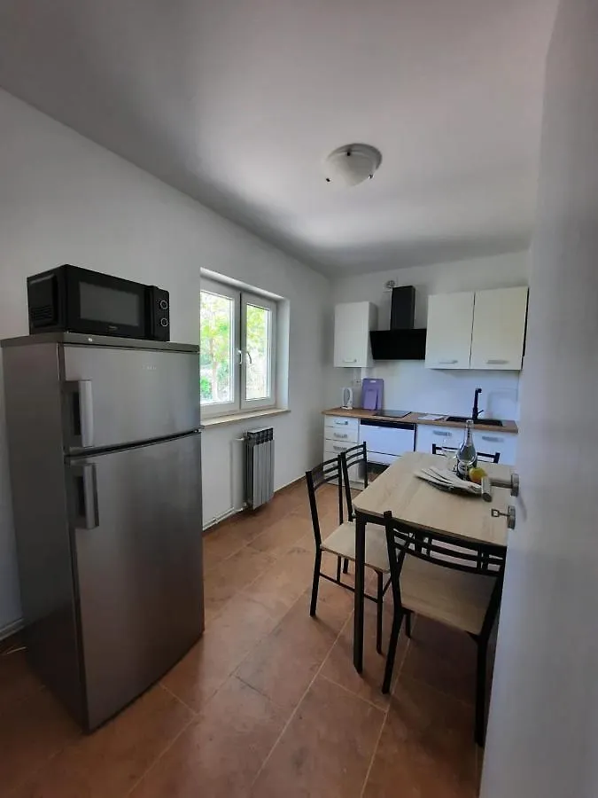 Appartements Lena. プレマントゥーラ